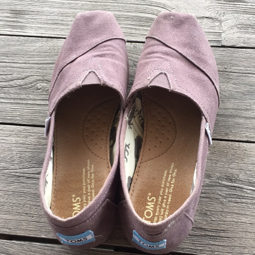 Toms shoes